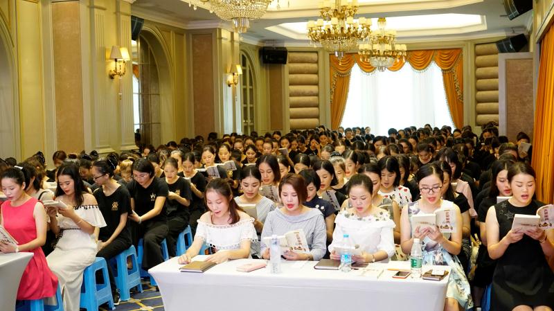 香港澳门今晚开生肖企业文化之国学工程——第十三期女学培训，保持德行，提升修养！